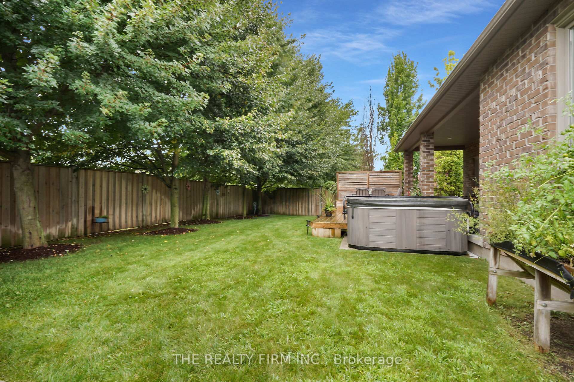 Photo 47 of 102 Prince Street, Middlesex Centre, Komoka — HOMEH