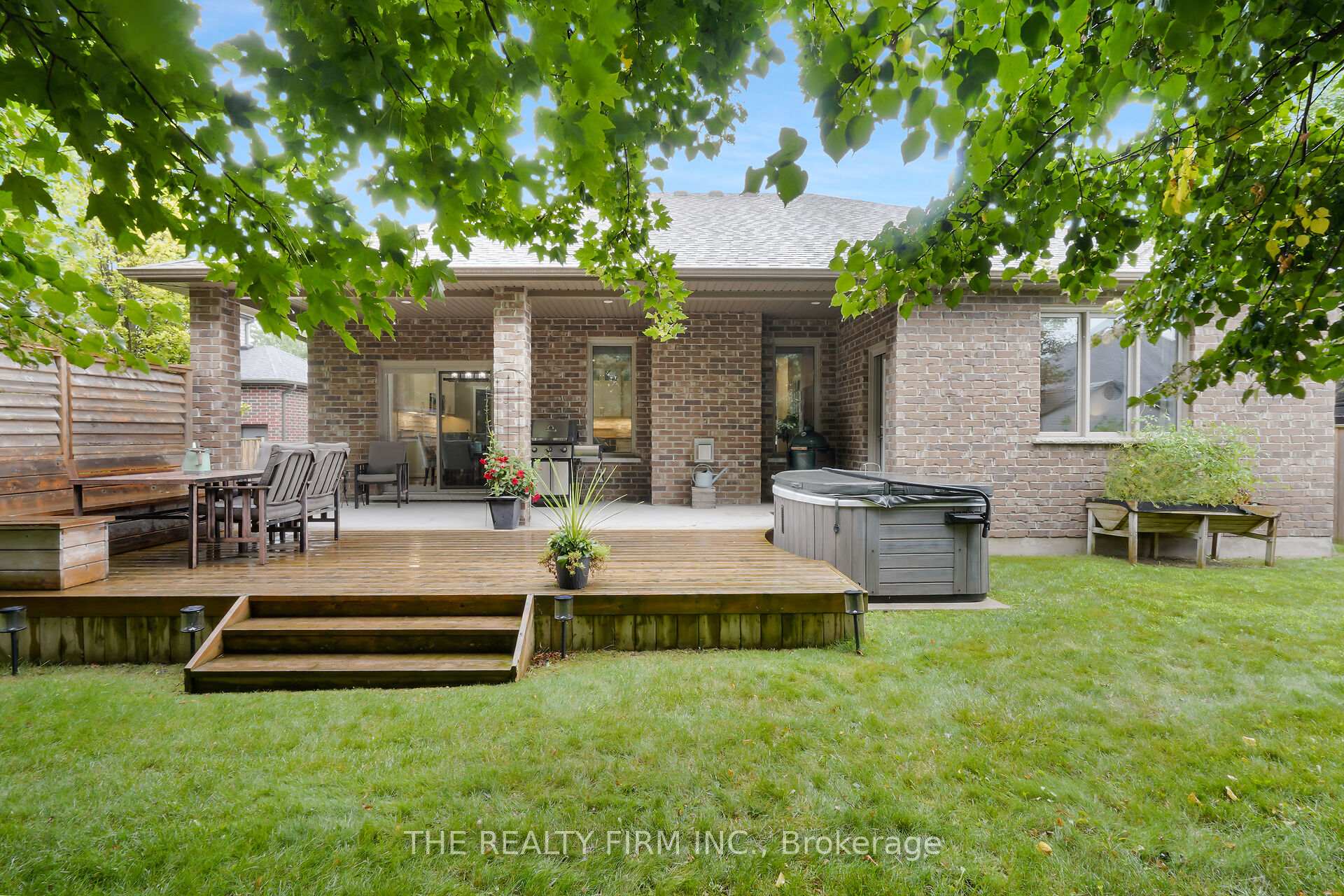 Photo 48 of 102 Prince Street, Middlesex Centre, Komoka — HOMEH