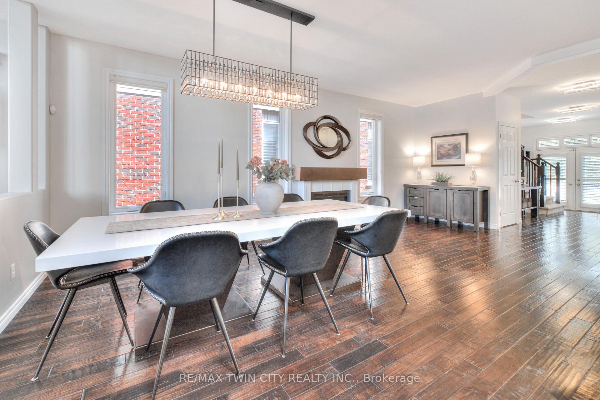Photo 10 of 493 Zeller Drive, Kitchener — HOMEH