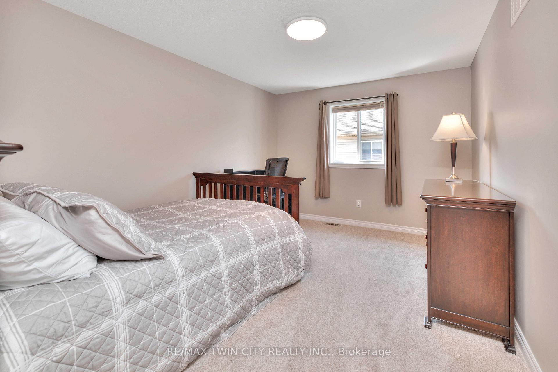 Photo 28 of 493 Zeller Drive, Kitchener — HOMEH