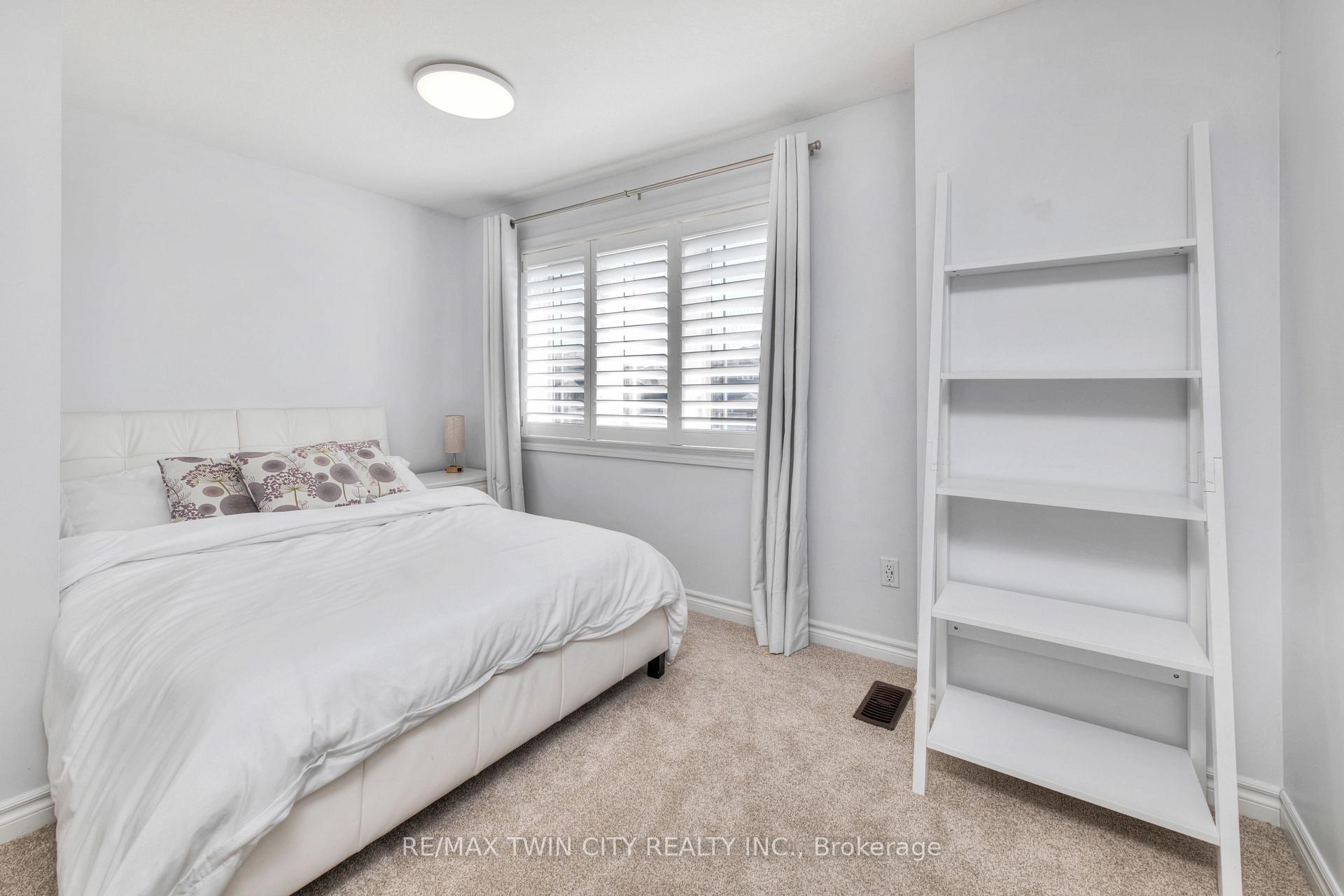 Photo 30 of 493 Zeller Drive, Kitchener — HOMEH