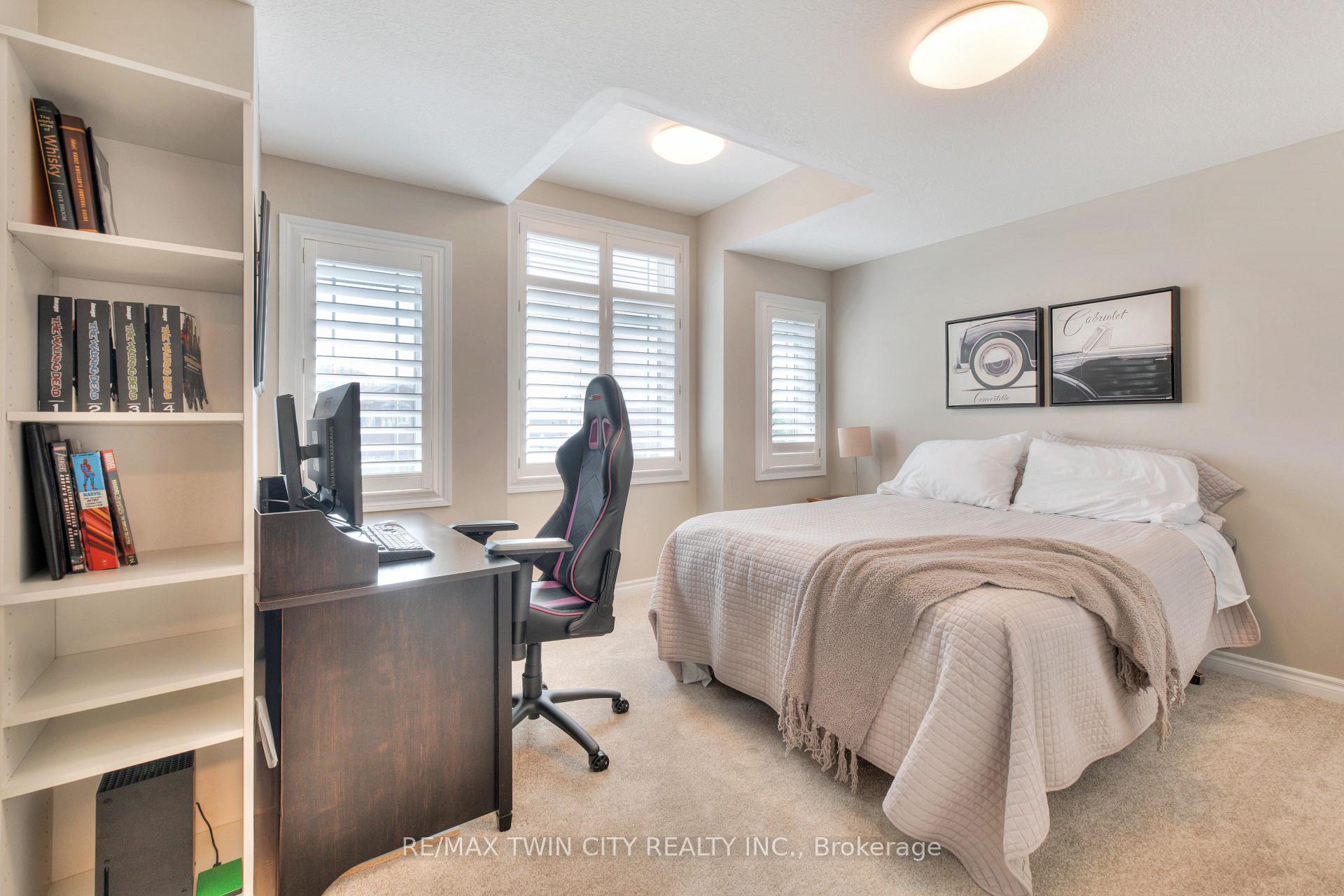 Photo 31 of 493 Zeller Drive, Kitchener — HOMEH