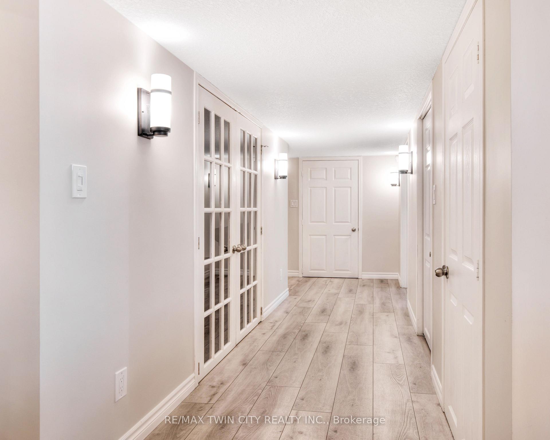 Photo 34 of 493 Zeller Drive, Kitchener — HOMEH
