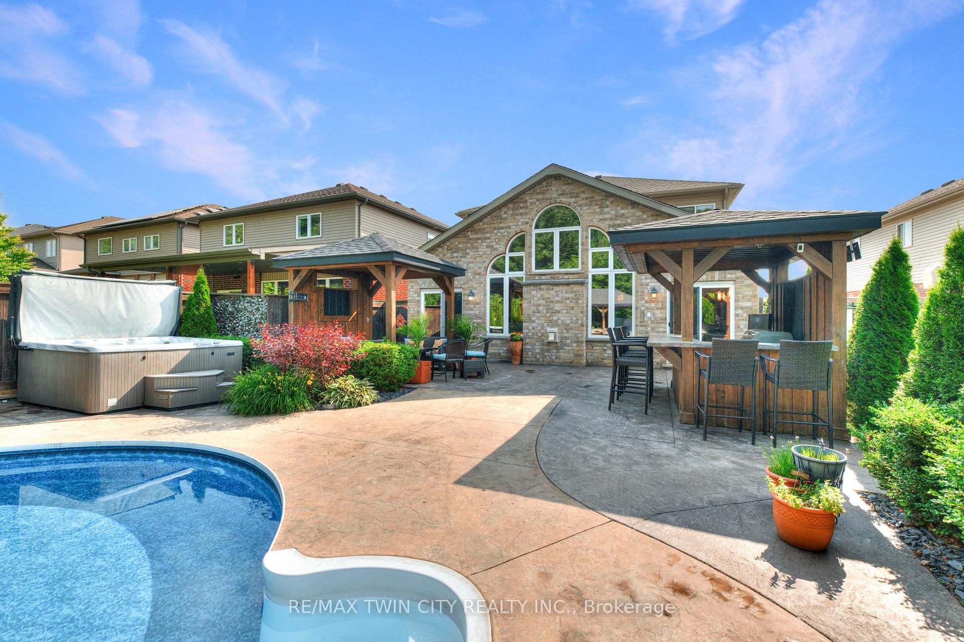 Photo 42 of 493 Zeller Drive, Kitchener — HOMEH