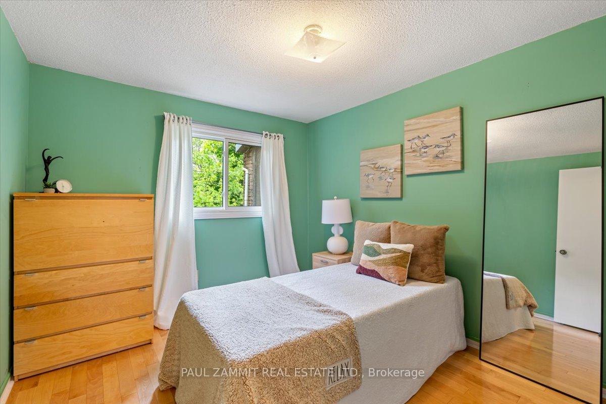 Photo 15 of 79 Durie Lane, Markham, Aileen-Willowbrook — HOMEH