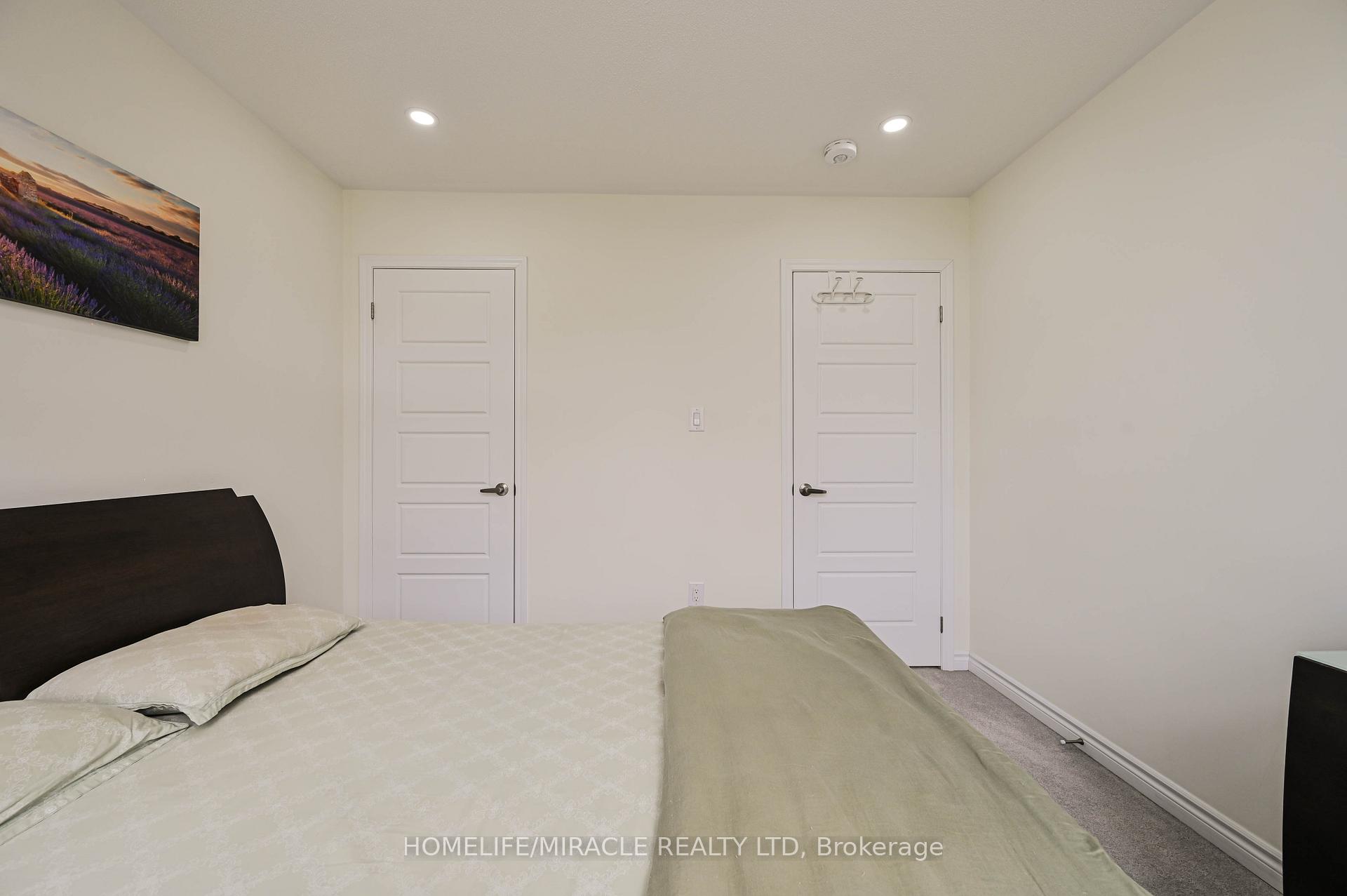 Photo 39 of 896 Sumac Crescent, Milton, Cobban — HOMEH