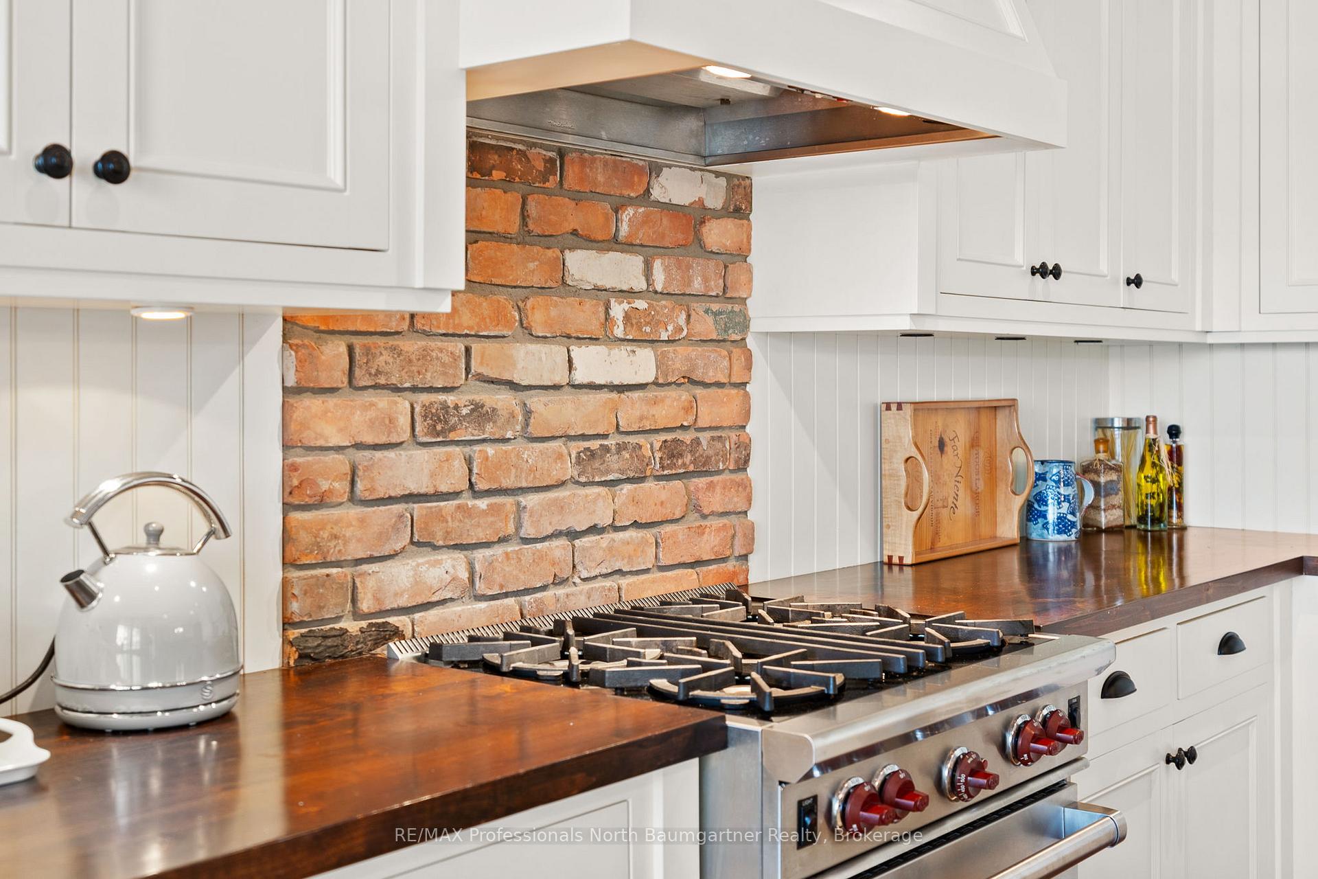 Photo 16 of 2455 Blairhampton Road, Minden Hills, Minden — HOMEH