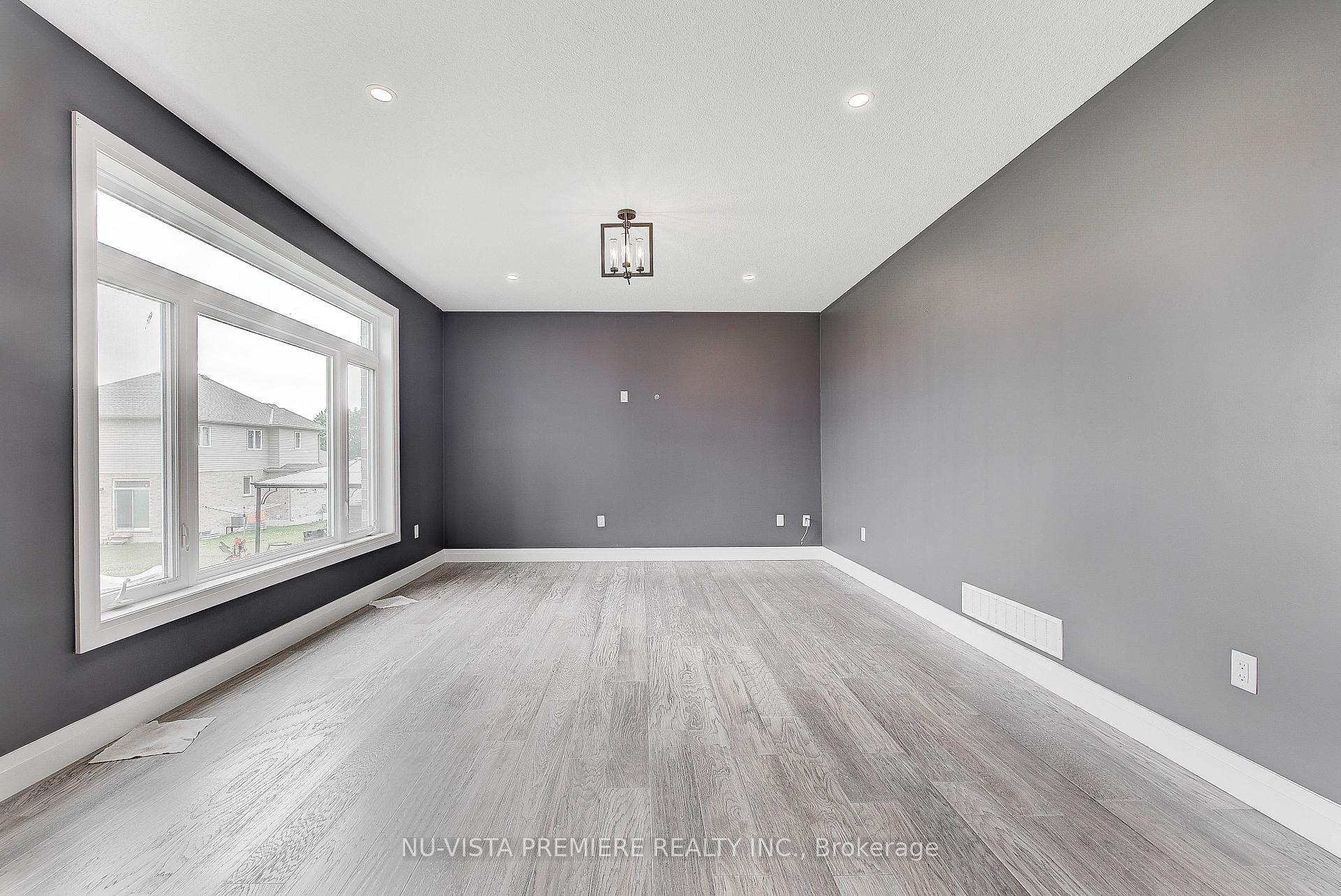 Photo 10 of 20 Basil Crescent, Middlesex Centre, Ilderton — HOMEH