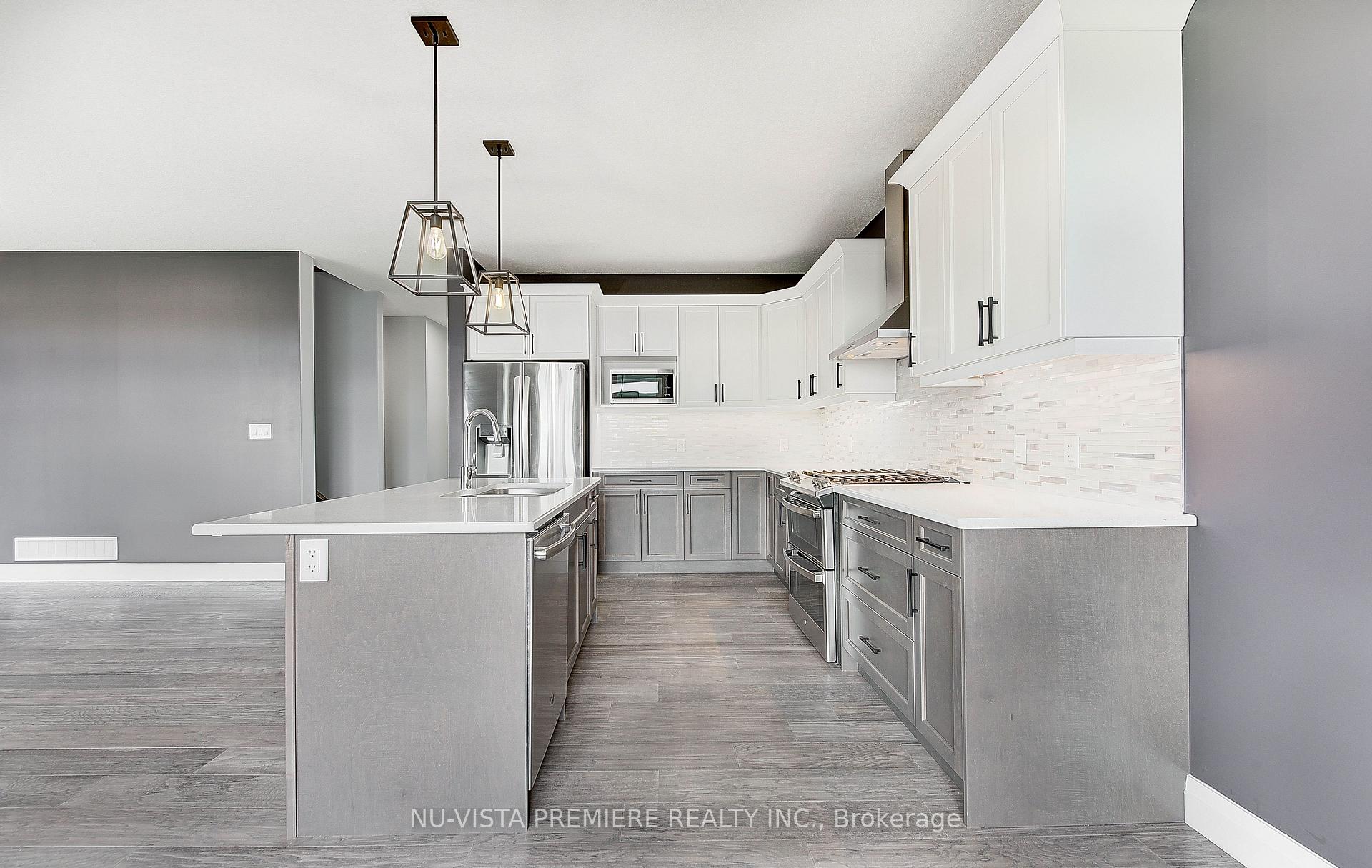 Photo 14 of 20 Basil Crescent, Middlesex Centre, Ilderton — HOMEH