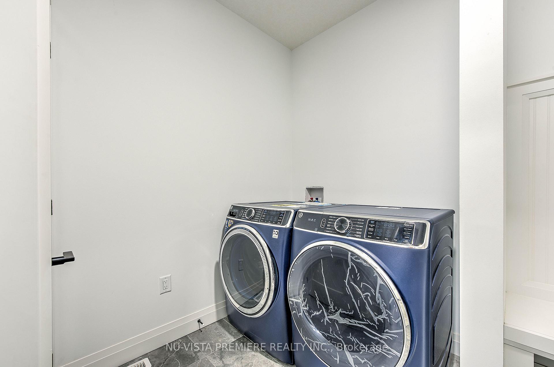 Photo 19 of 20 Basil Crescent, Middlesex Centre, Ilderton — HOMEH