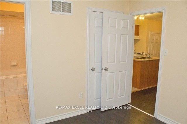 Photo 9 of 7 Innisvale Drive, Markham, Cornell — HOMEH