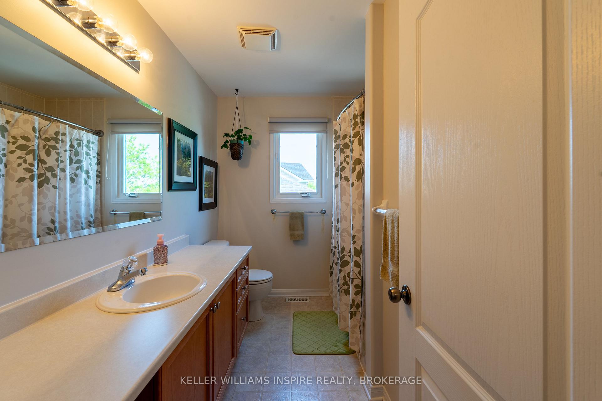 Photo 24 of 795 Lotus Avenue, Kingston, Kingston East (Incl Barret Crt) — HOMEH