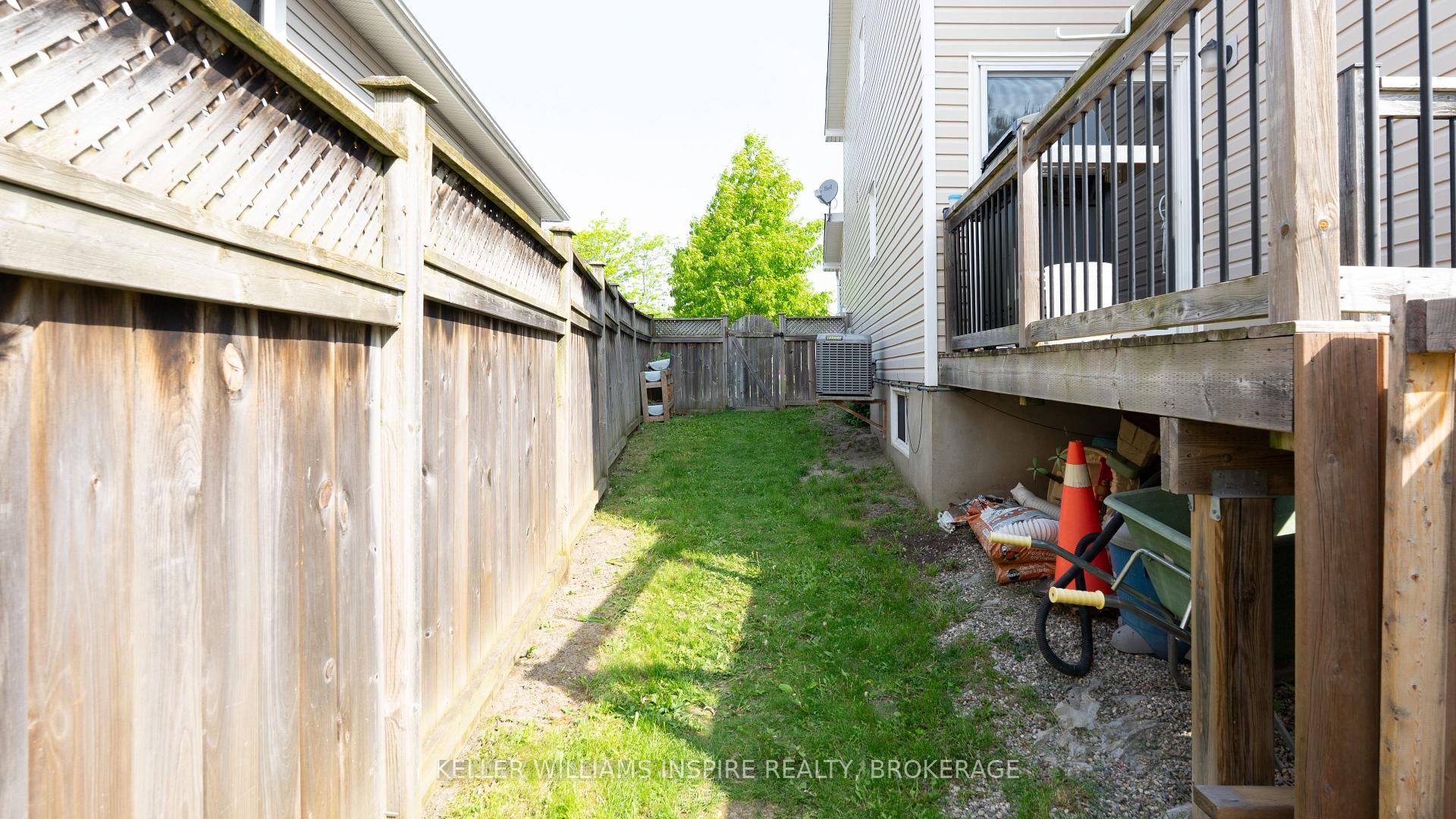 Photo 27 of 795 Lotus Avenue, Kingston, Kingston East (Incl Barret Crt) — HOMEH