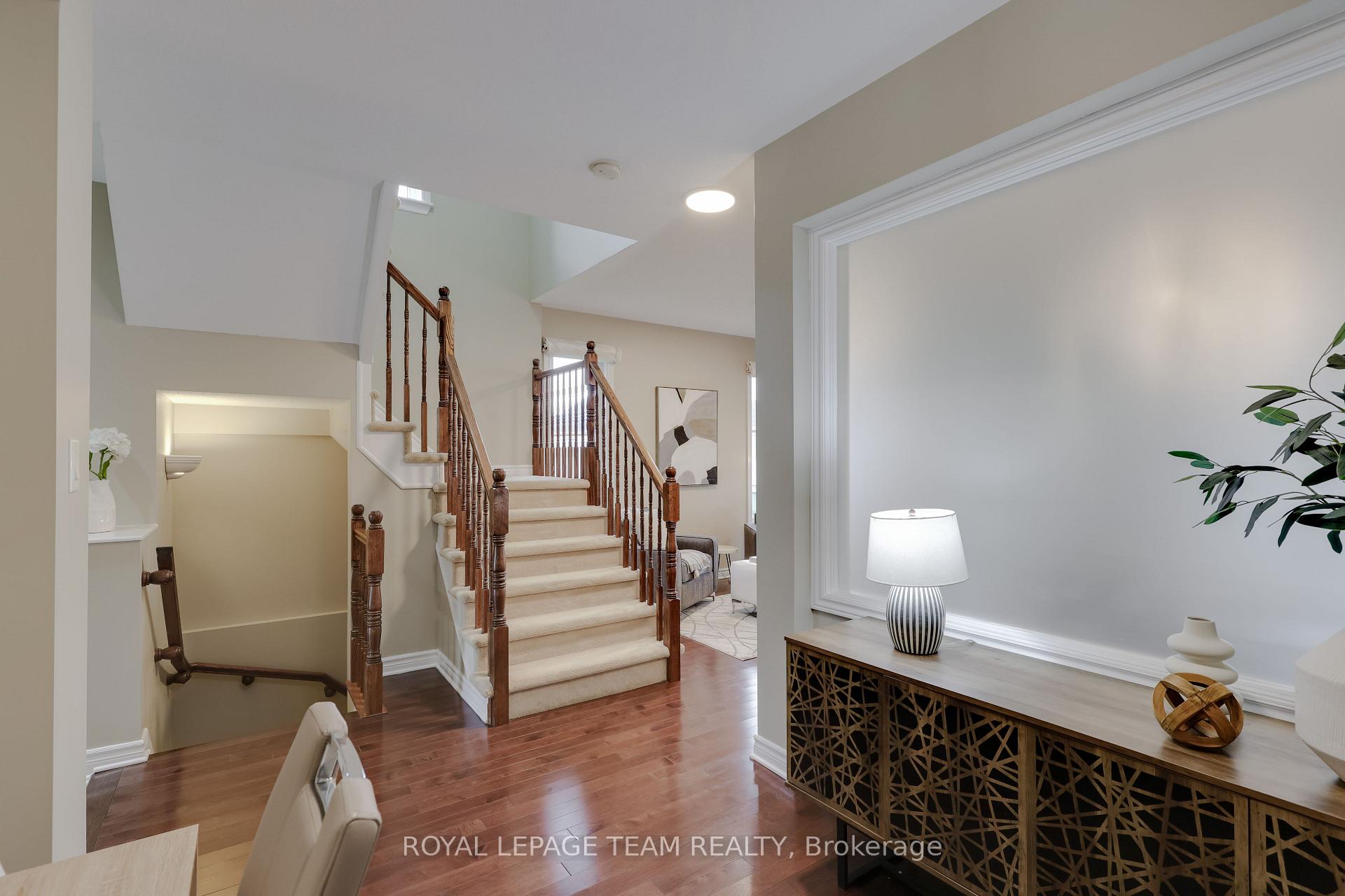 Photo 10 of 920 Fletcher Circle, Ottawa, Kanata - Kanata Lakes/Heritage Hills — HOMEH