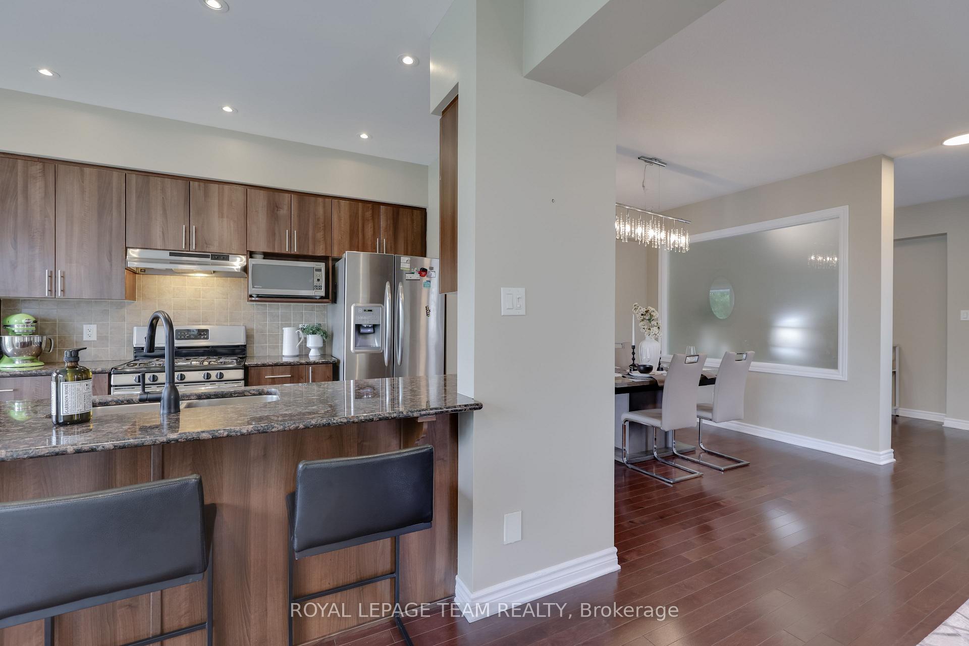 Photo 21 of 920 Fletcher Circle, Ottawa, Kanata - Kanata Lakes/Heritage Hills — HOMEH