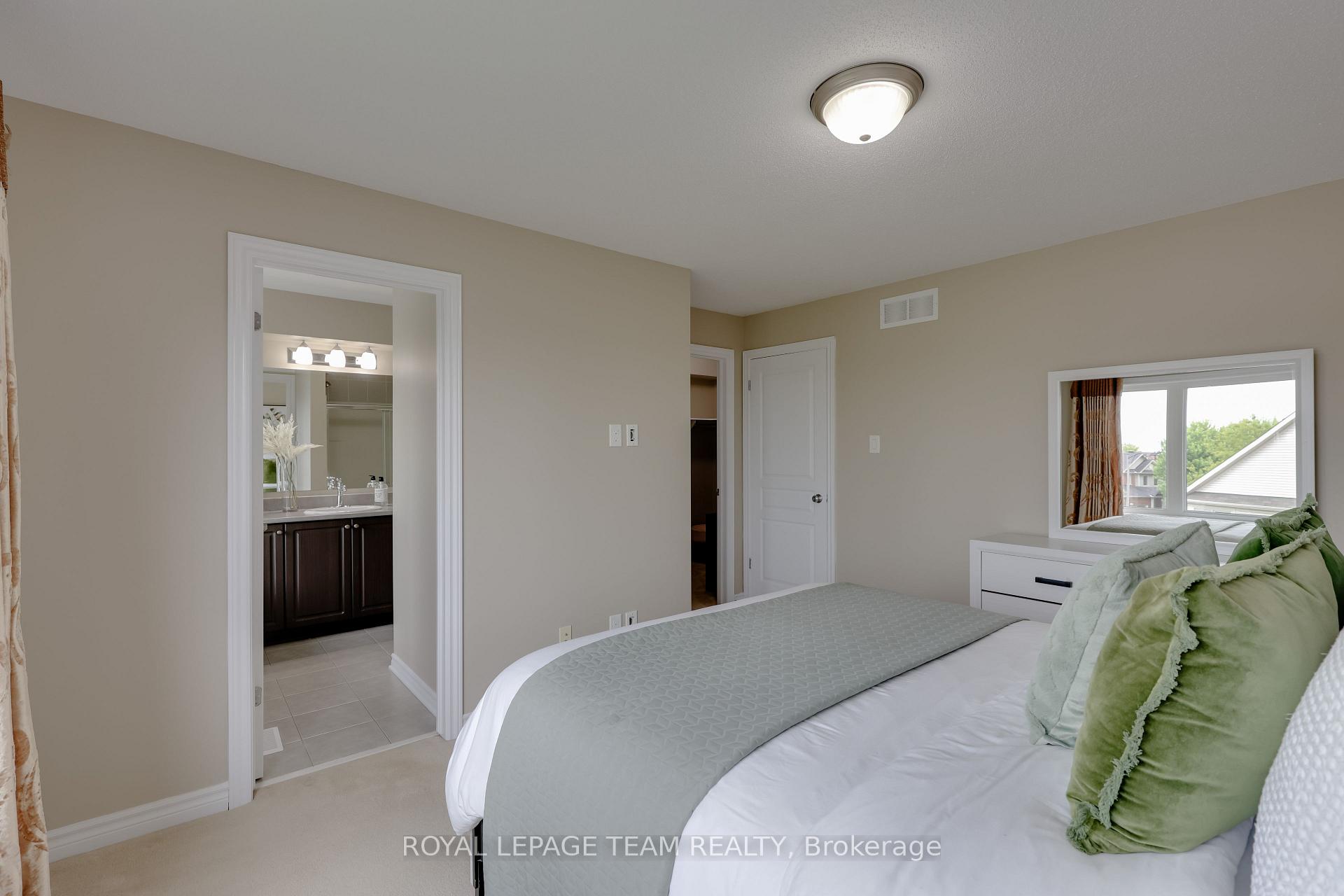 Photo 35 of 920 Fletcher Circle, Ottawa, Kanata - Kanata Lakes/Heritage Hills — HOMEH