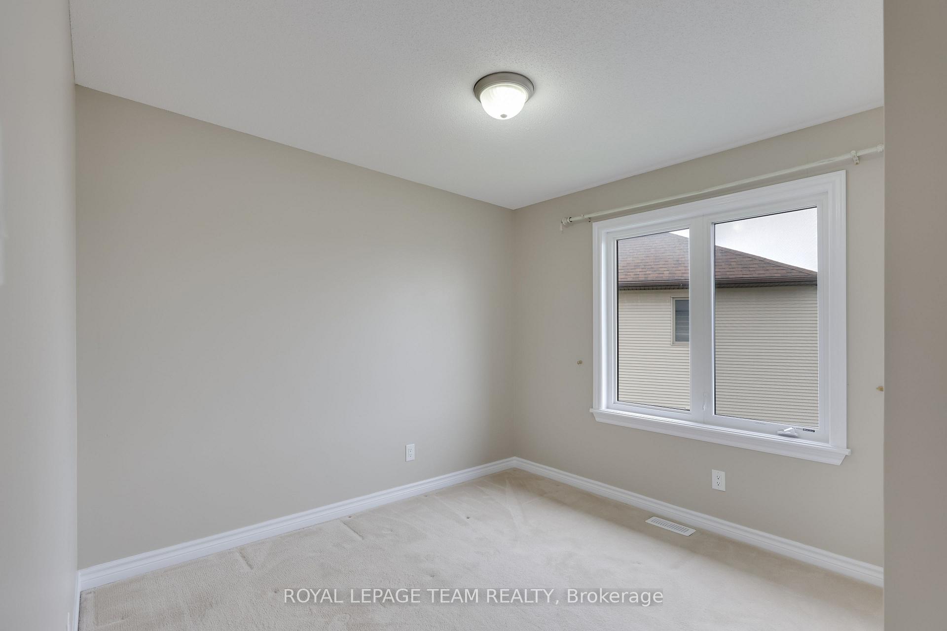 Photo 42 of 920 Fletcher Circle, Ottawa, Kanata - Kanata Lakes/Heritage Hills — HOMEH