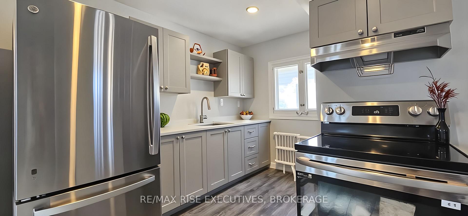 Photo 4 of 500 Macdonnell Street, Kingston, East of Sir John A. Blvd — HOMEH