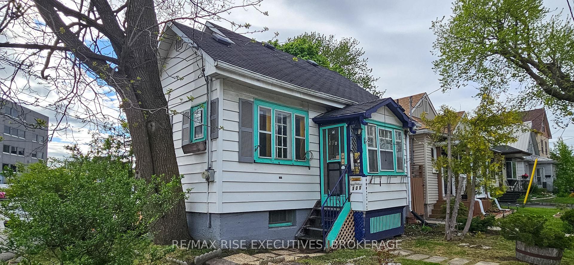 Photo 9 of 500 Macdonnell Street, Kingston, East of Sir John A. Blvd — HOMEH