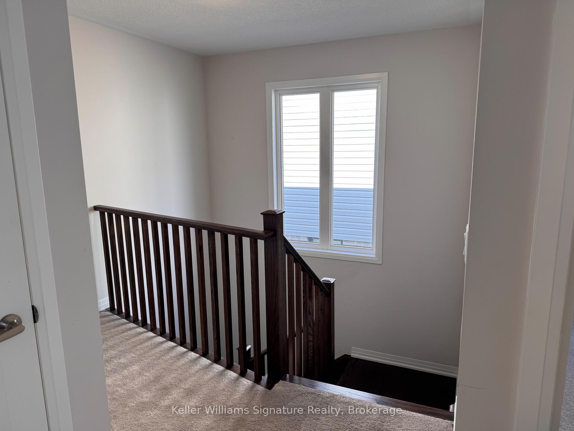 Photo 10 of 264 Provident Way, Hamilton, Mount Hope — HOMEH