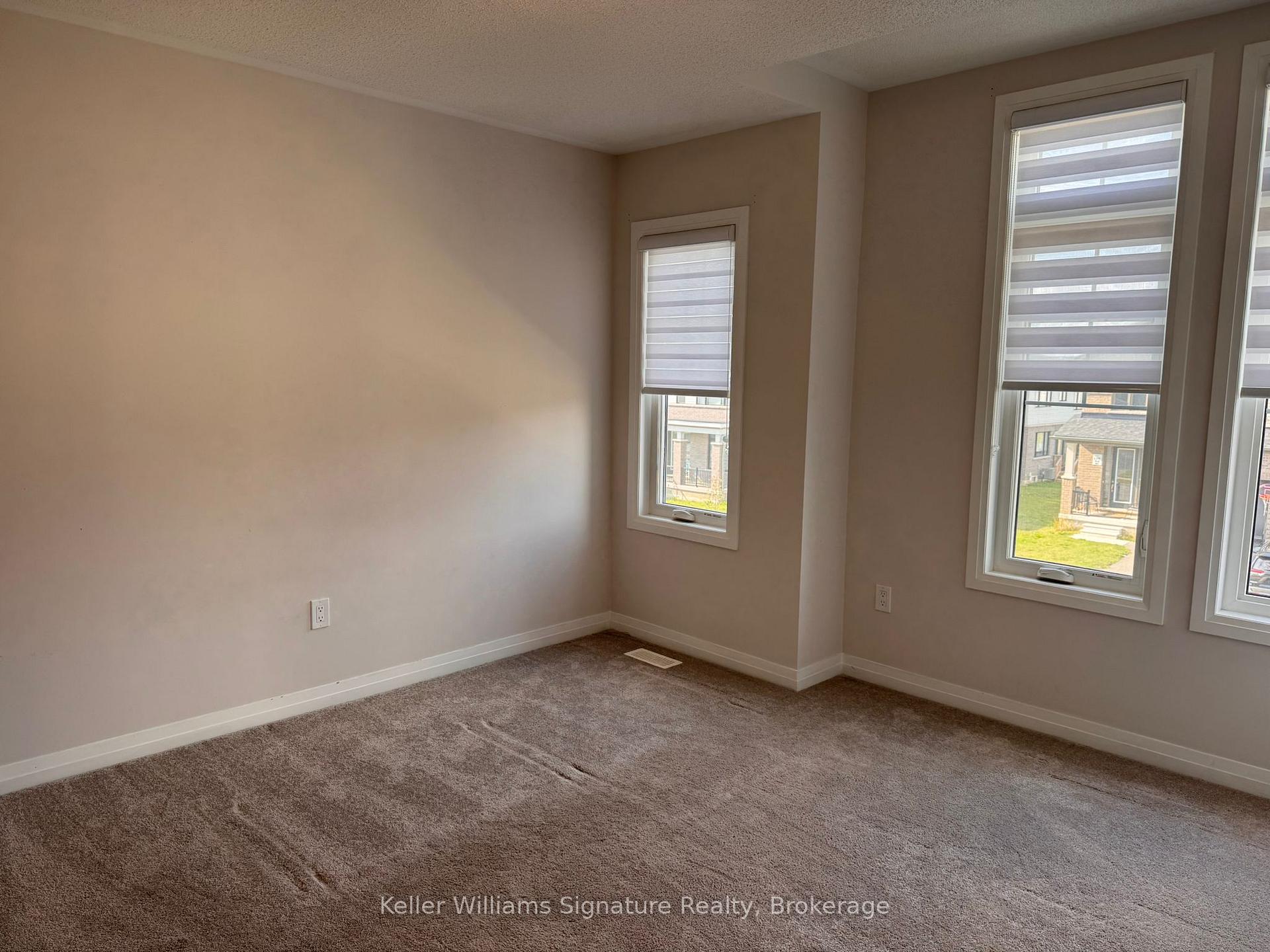 Photo 13 of 264 Provident Way, Hamilton, Mount Hope — HOMEH