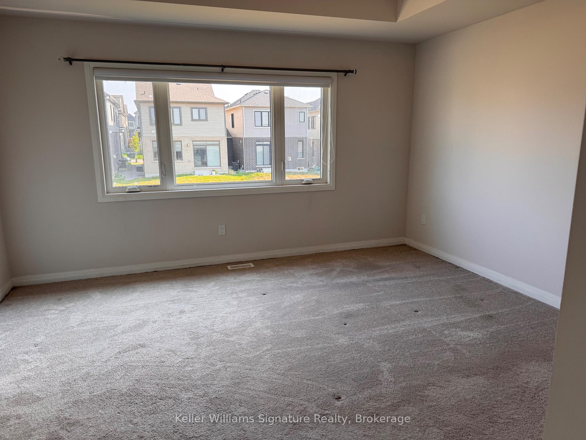 Photo 14 of 264 Provident Way, Hamilton, Mount Hope — HOMEH