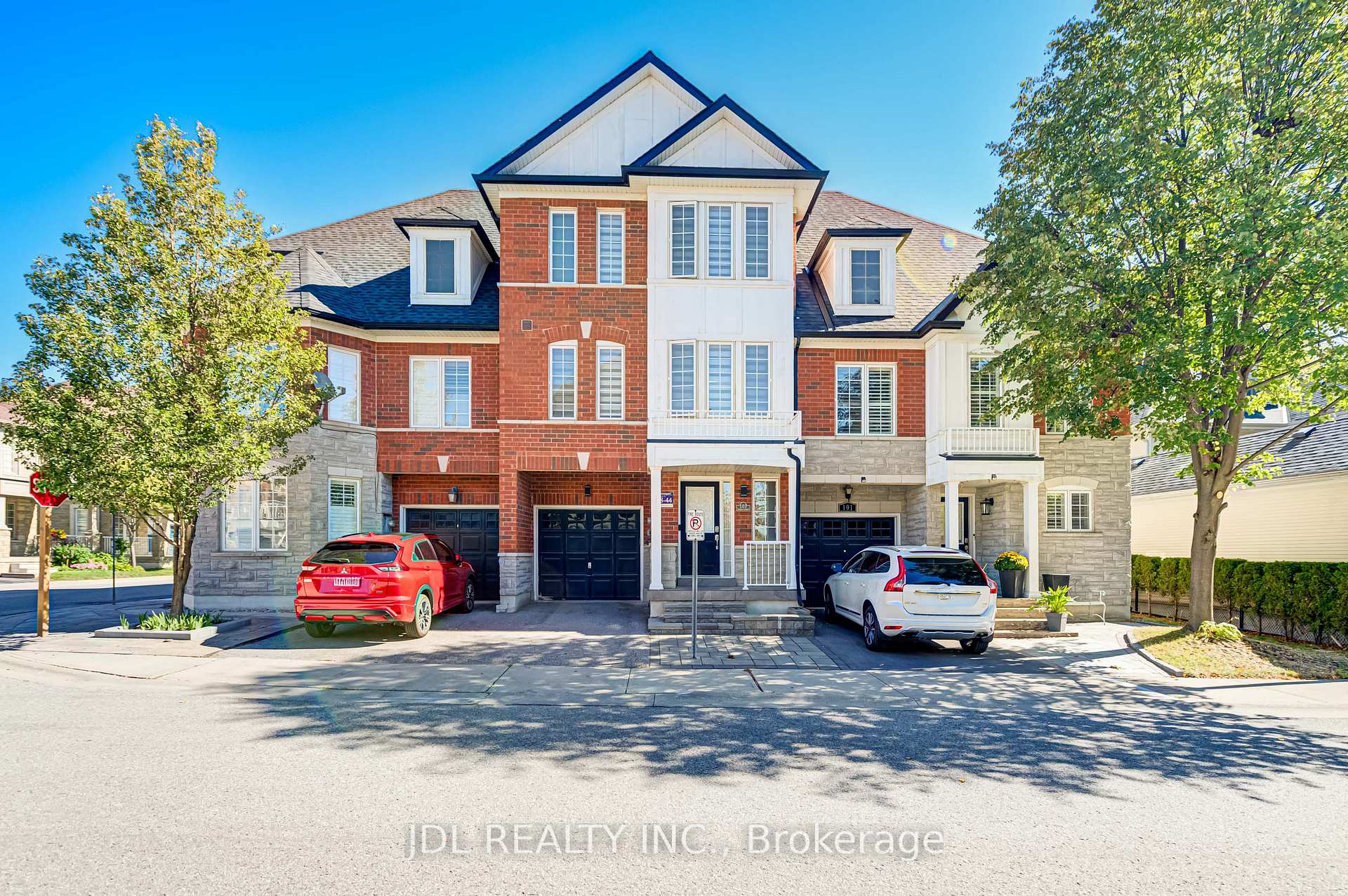 Photo 1 of 103 Thoroughbred Way, Markham, Berczy — HOMEH