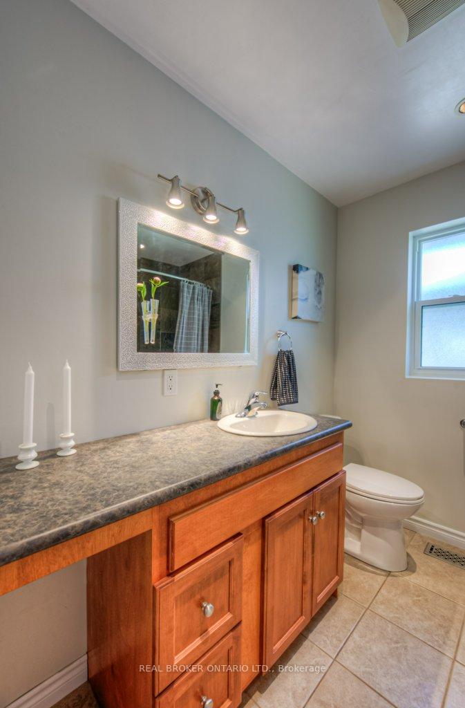 Photo 19 of 1212 Queen's Boulevard, Kitchener — HOMEH