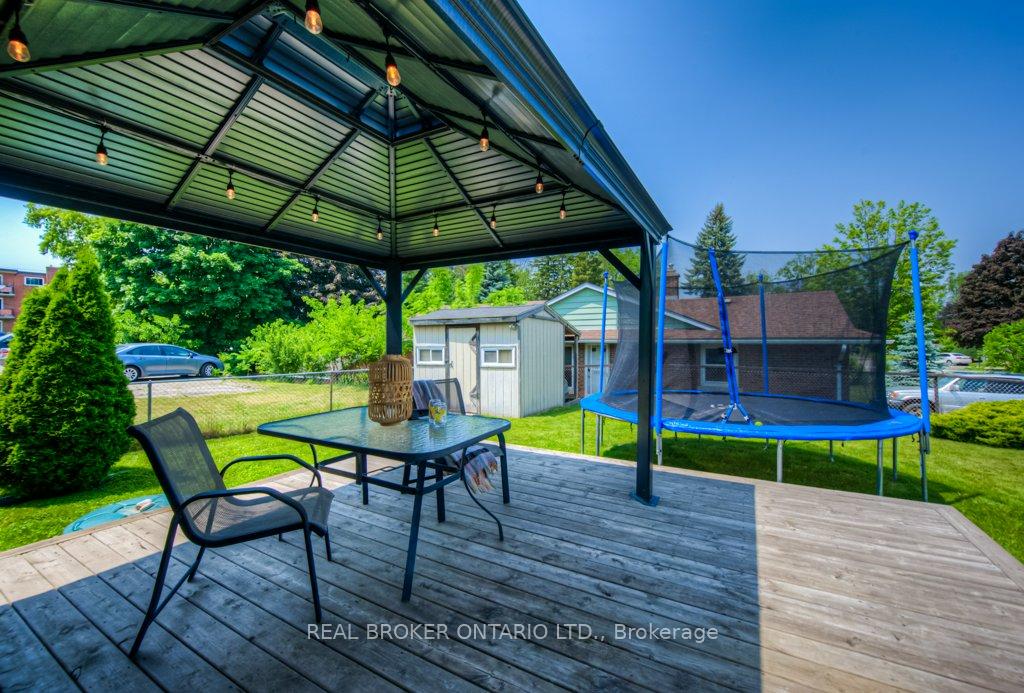 Photo 37 of 1212 Queen's Boulevard, Kitchener — HOMEH