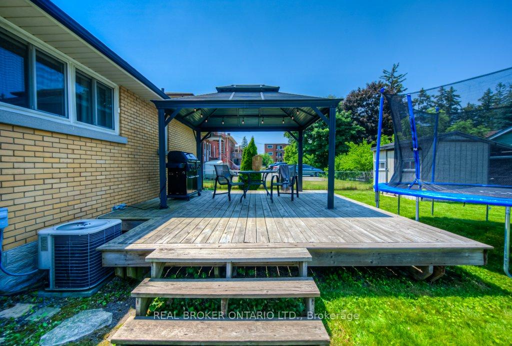 Photo 38 of 1212 Queen's Boulevard, Kitchener — HOMEH