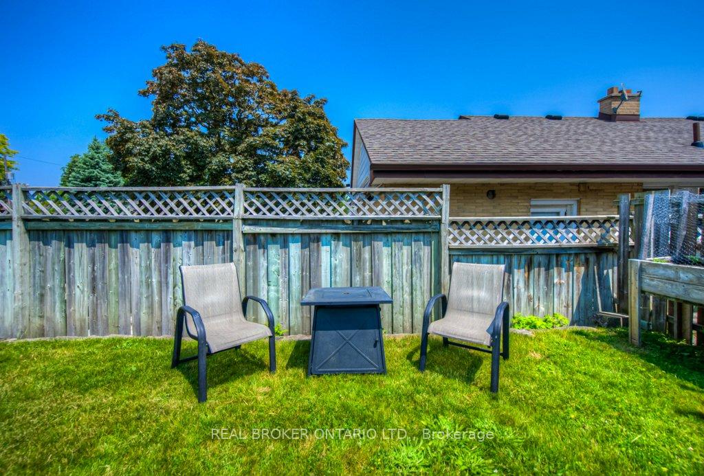 Photo 40 of 1212 Queen's Boulevard, Kitchener — HOMEH