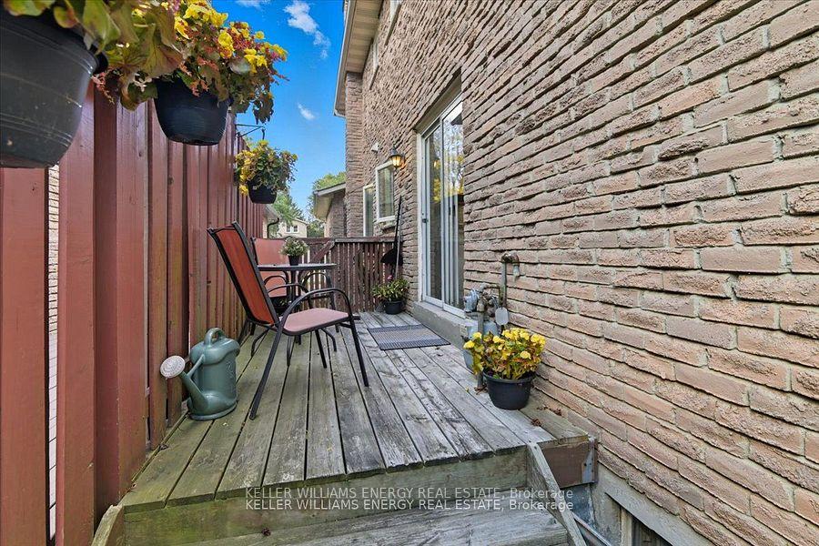Photo 6 of 95 Delmark Boulevard, Markham, Sherwood-Amberglen — HOMEH