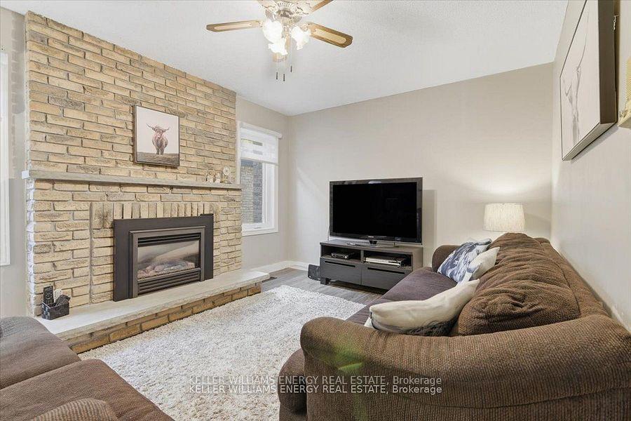 Photo 9 of 95 Delmark Boulevard, Markham, Sherwood-Amberglen — HOMEH