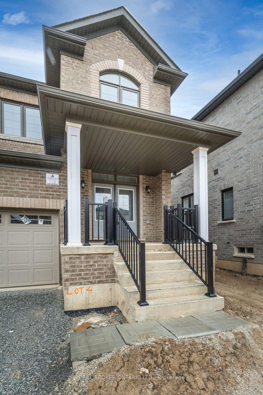 Photo 4 of 763 Apple Terrace, Milton, Cobban — HOMEH