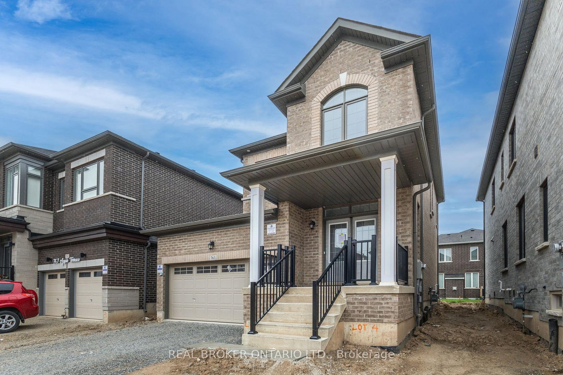 Photo 5 of 763 Apple Terrace, Milton, Cobban — HOMEH