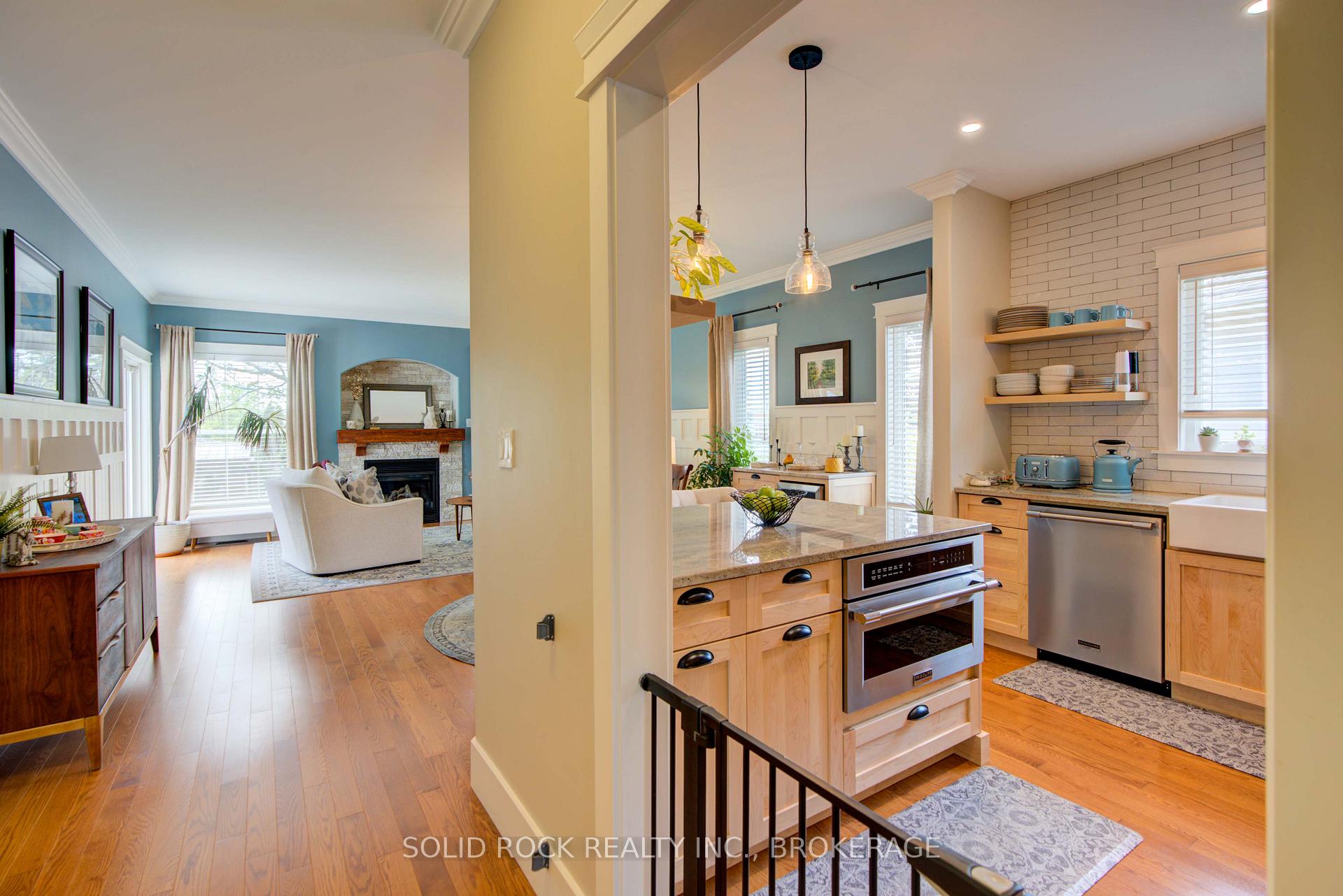 Photo 7 of 334 Emerald Street, Kingston, City Northwest — HOMEH