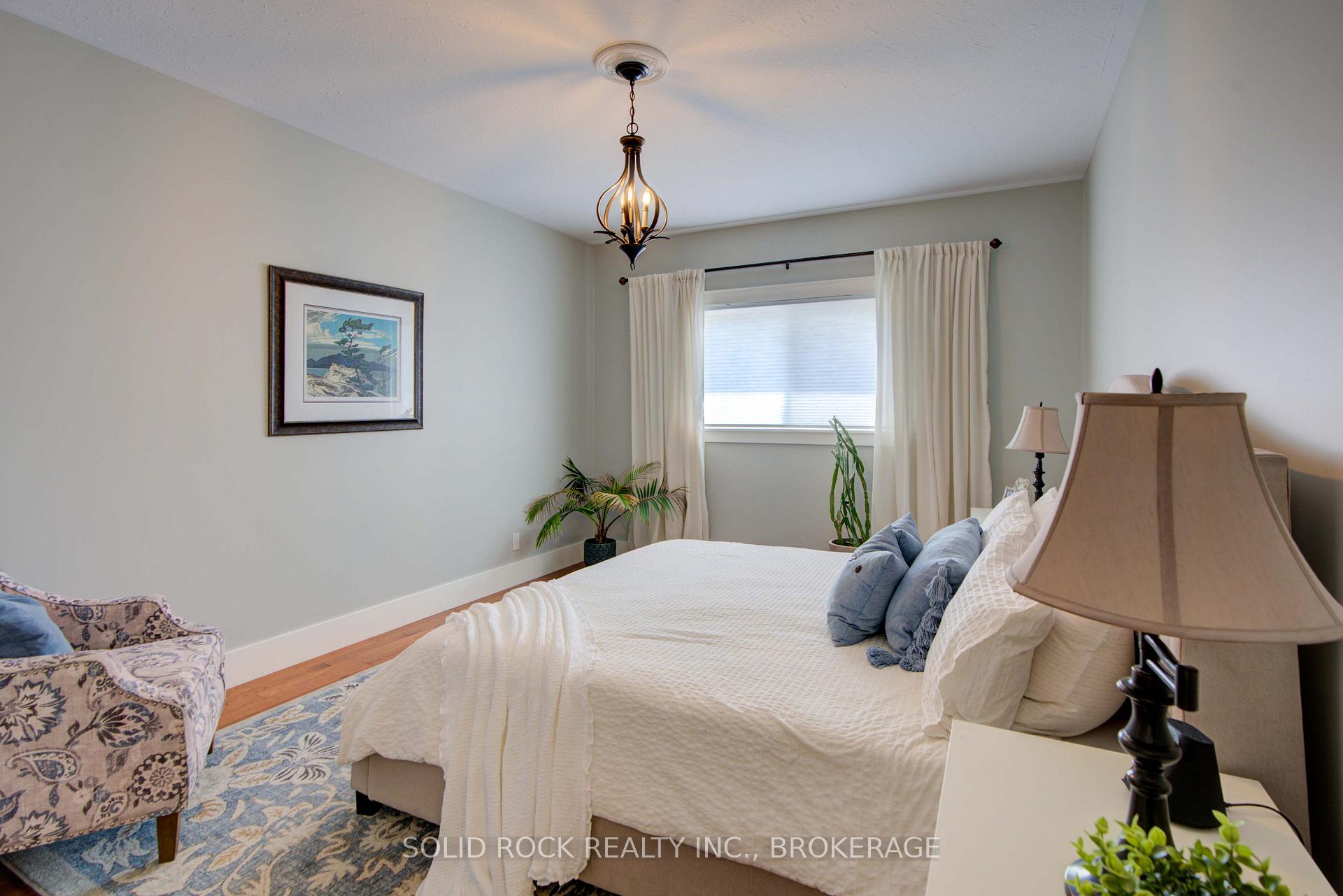Photo 16 of 334 Emerald Street, Kingston, City Northwest — HOMEH