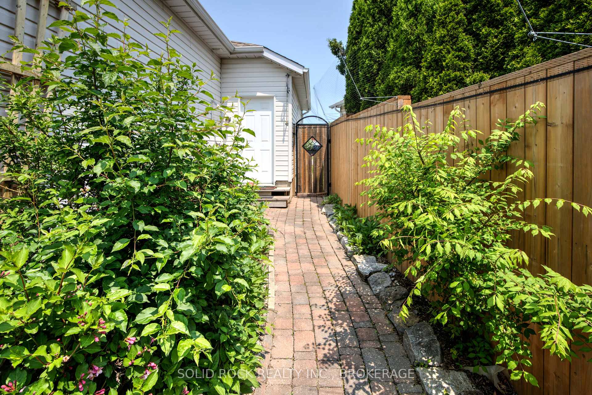 Photo 41 of 334 Emerald Street, Kingston, City Northwest — HOMEH
