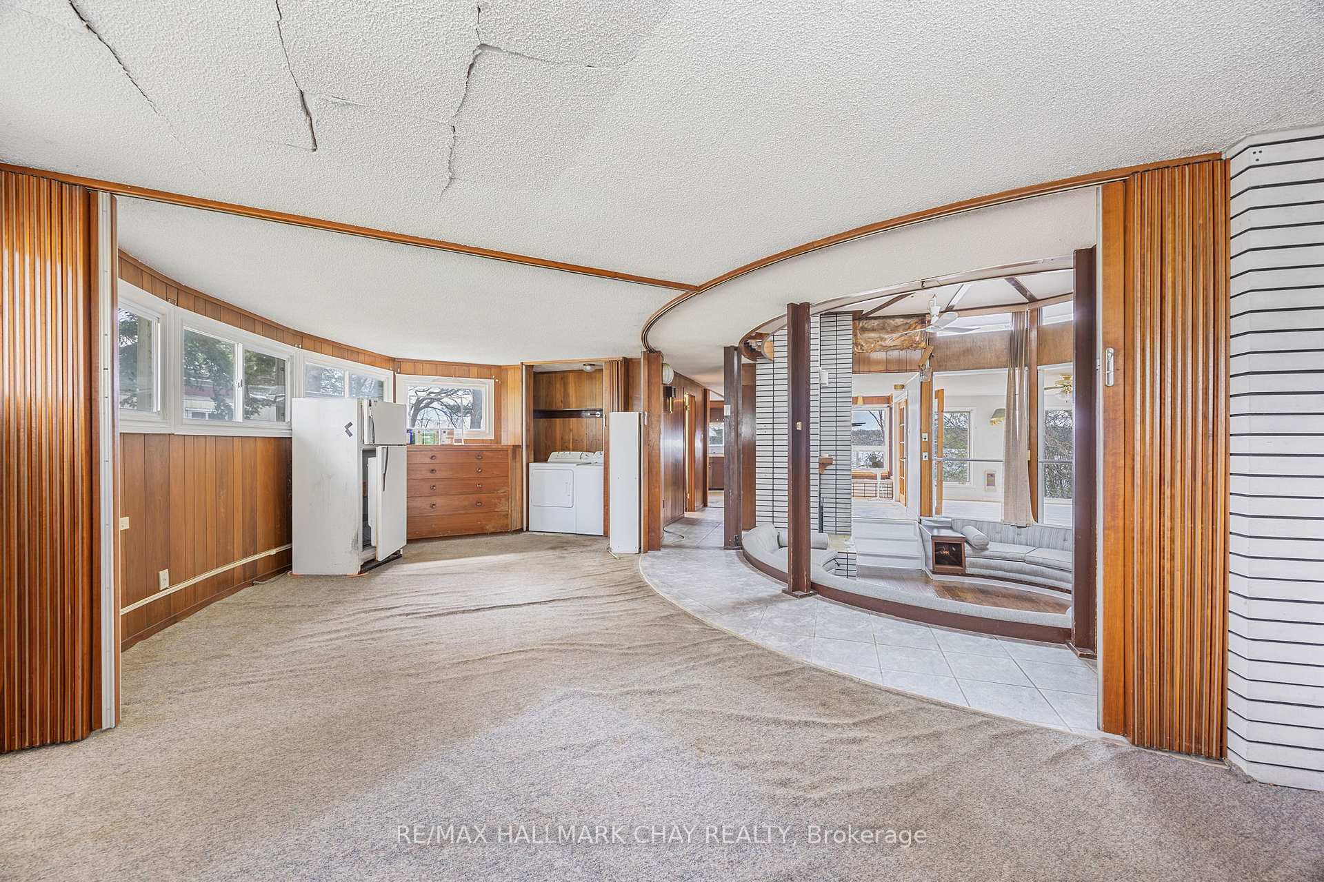 Photo 16 of 4 Lakeshore Road, Midland — HOMEH