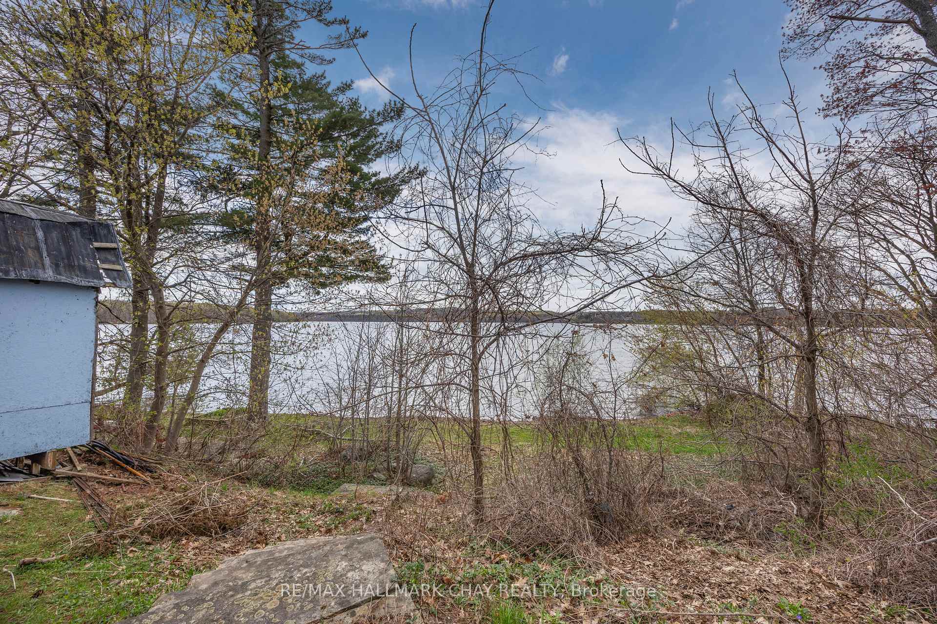 Photo 34 of 4 Lakeshore Road, Midland — HOMEH