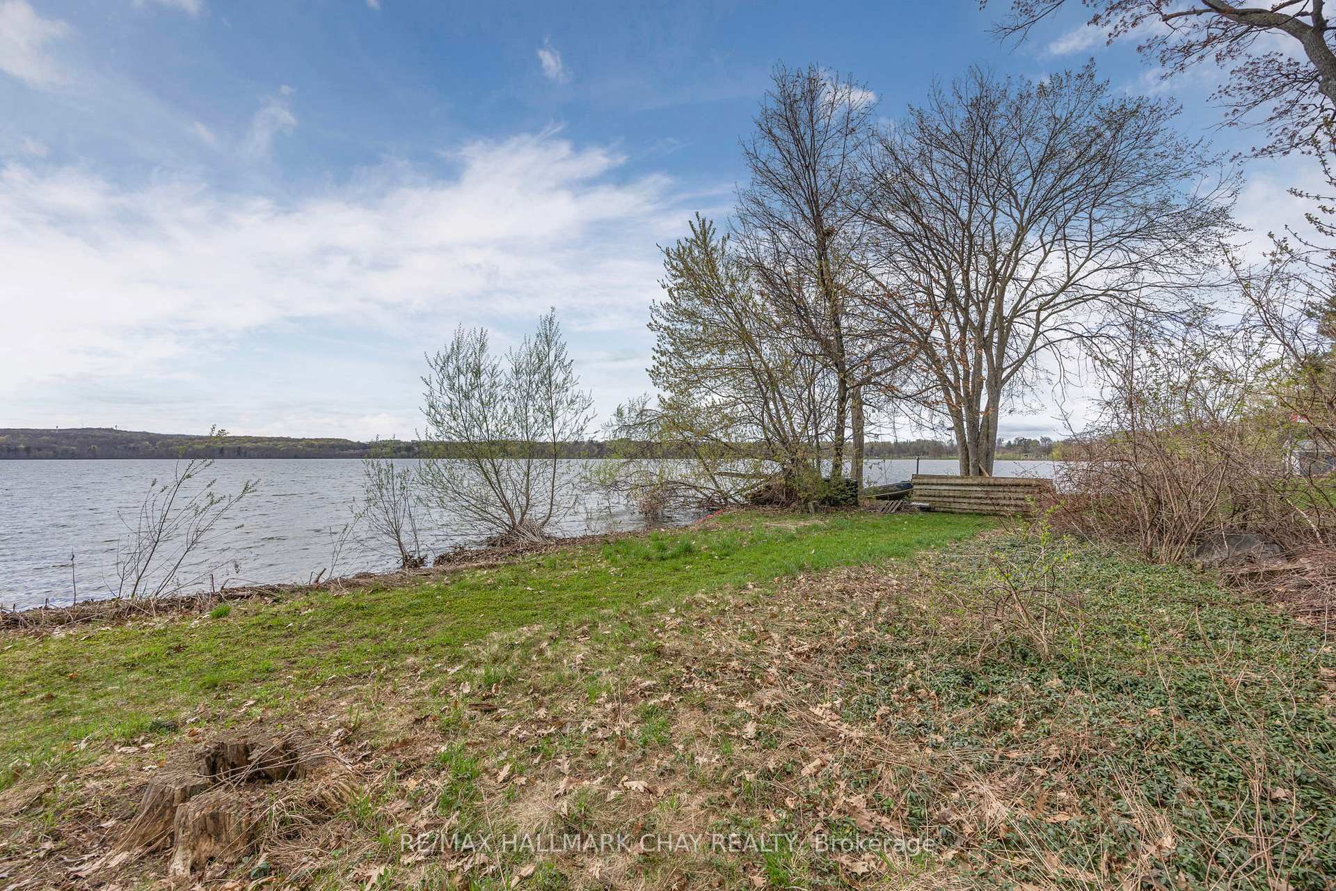 Photo 37 of 4 Lakeshore Road, Midland — HOMEH