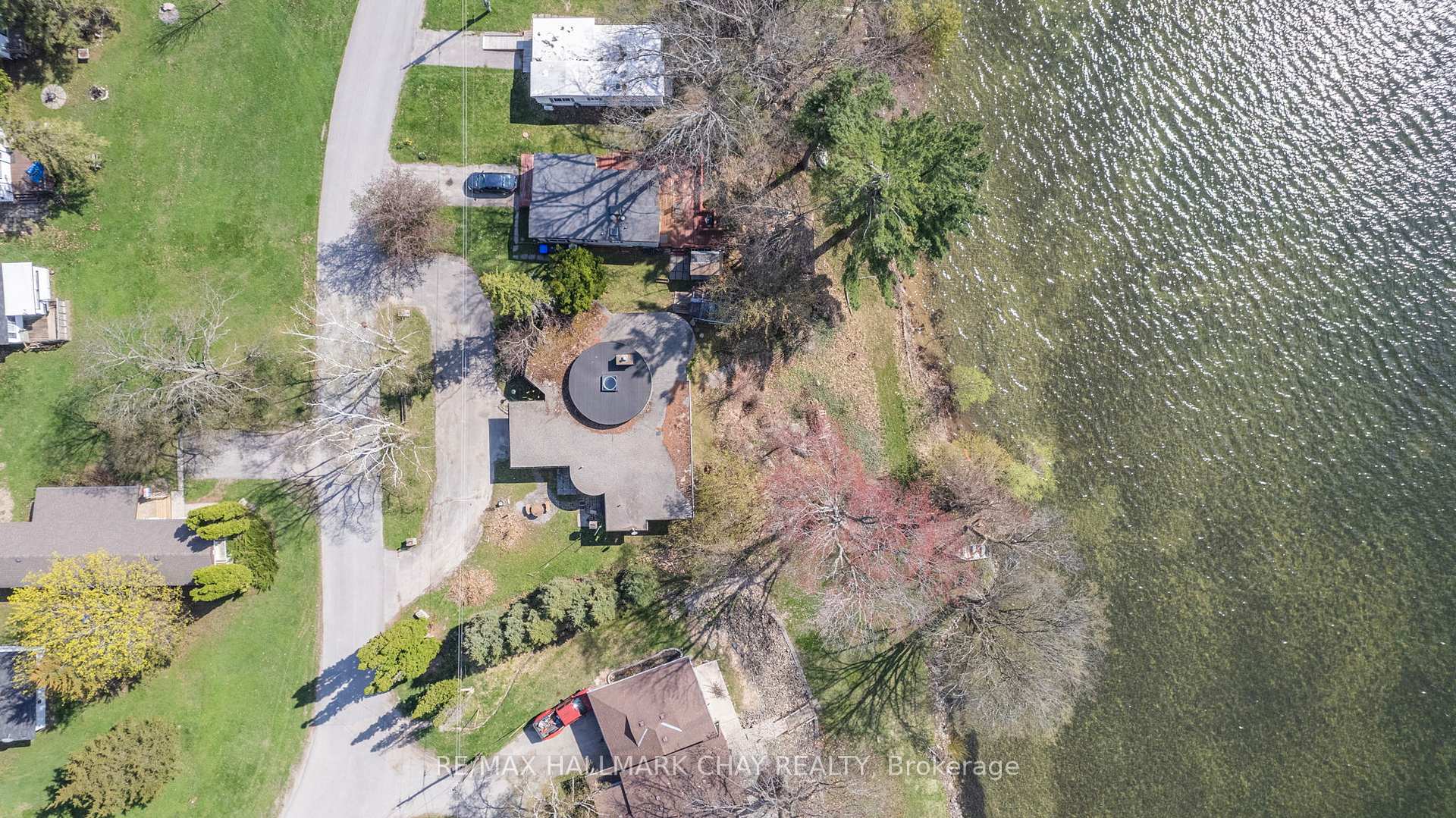 Photo 44 of 4 Lakeshore Road, Midland — HOMEH