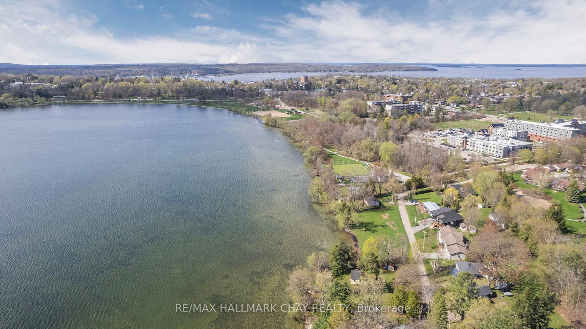Photo 46 of 4 Lakeshore Road, Midland — HOMEH
