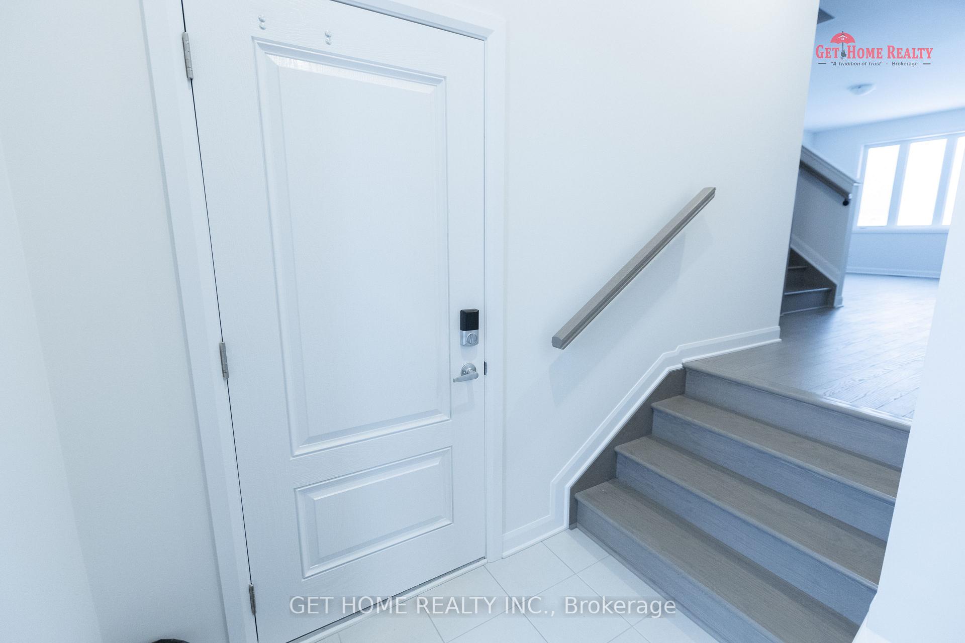 Photo 7 of 154 Invention Boulevard, Ottawa, Kanata - Morgan's Grant/South March — HOMEH