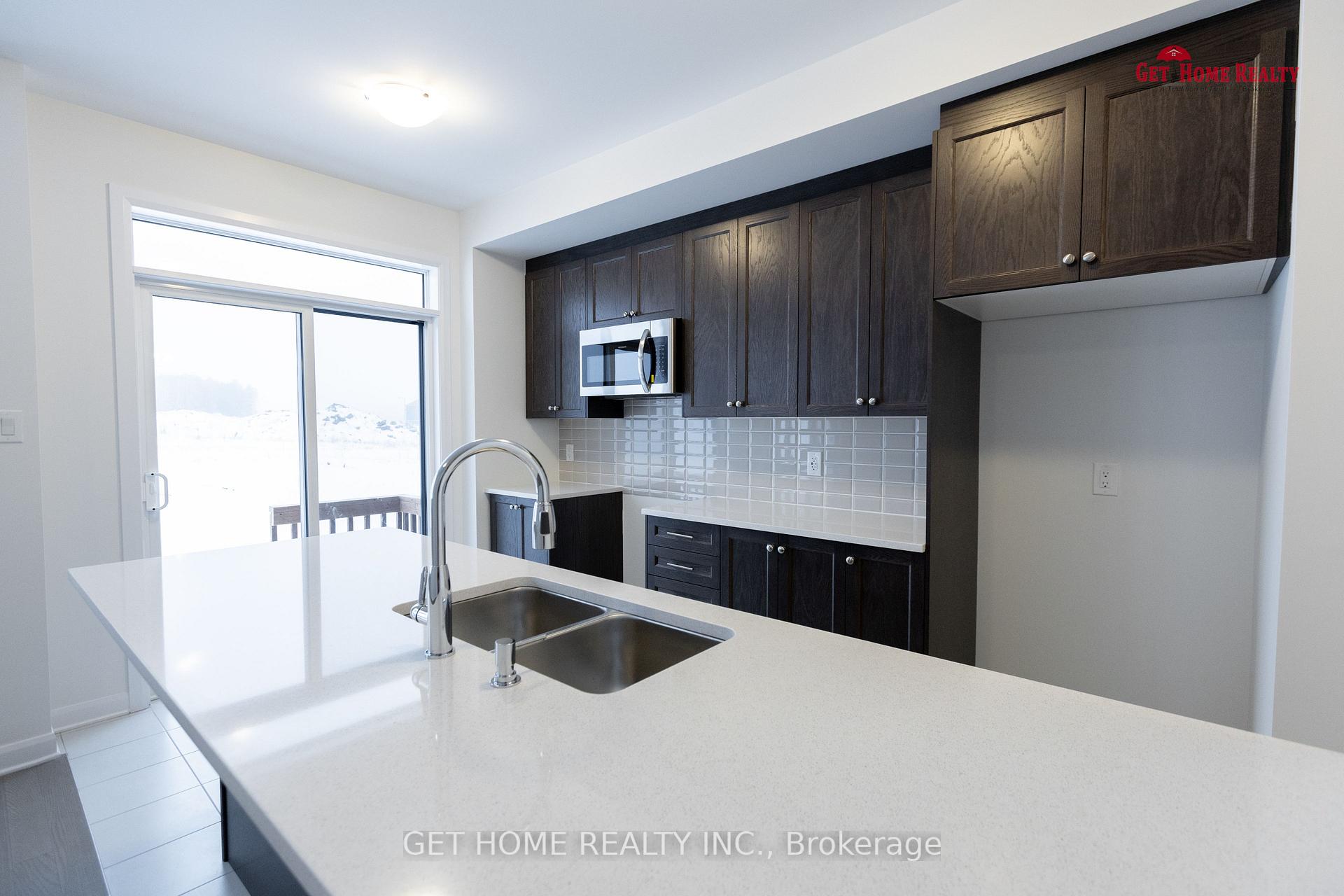 Photo 18 of 154 Invention Boulevard, Ottawa, Kanata - Morgan's Grant/South March — HOMEH