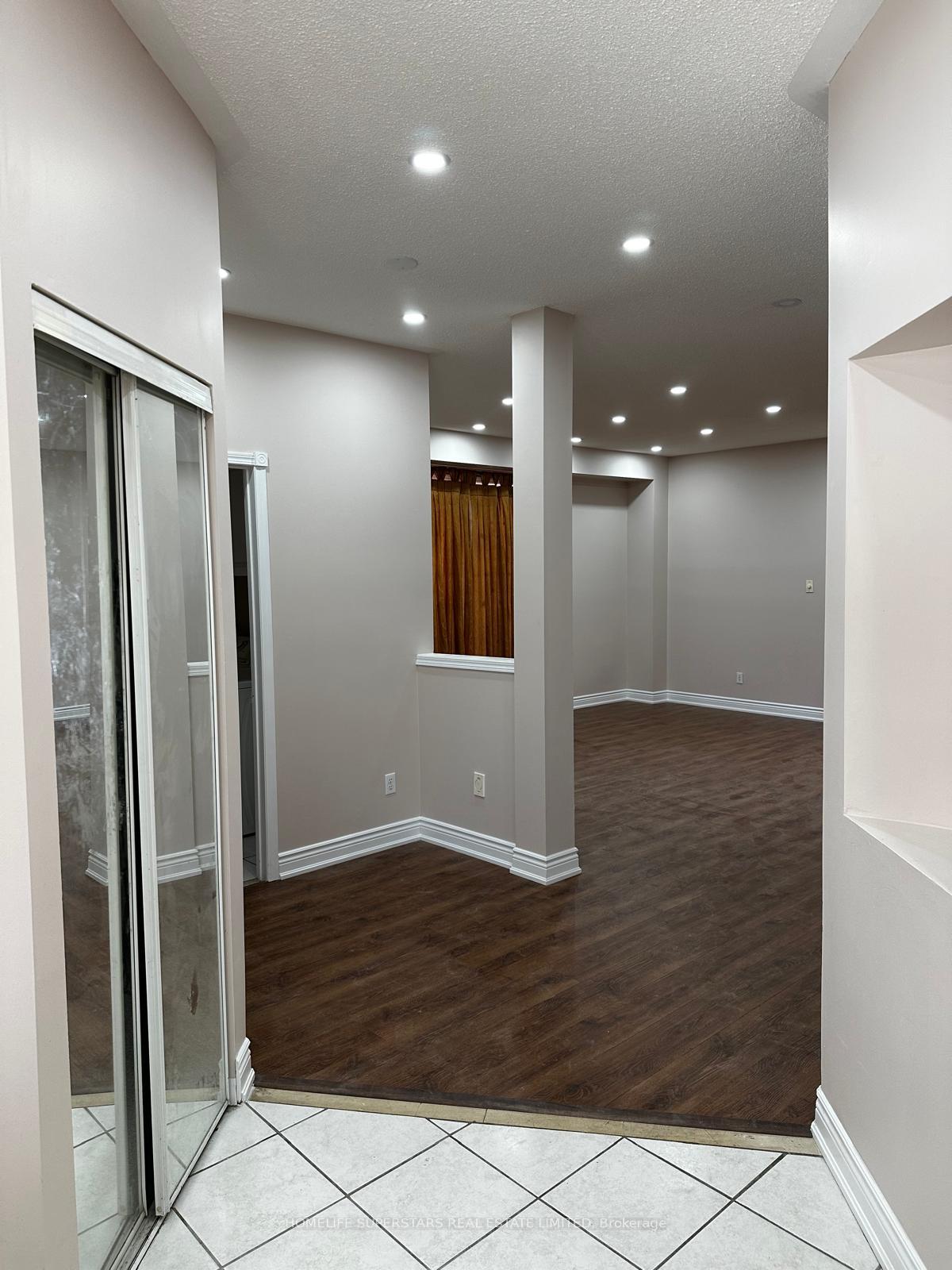 Photo 9 of 36 Lady Fern Drive, Markham, Legacy — HOMEH