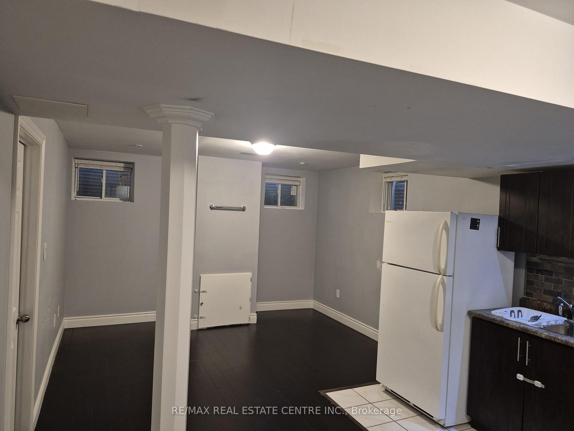 Photo 7 of Unit -Bsmnt, 290 Cedric Terrace, Milton, Harrison — HOMEH