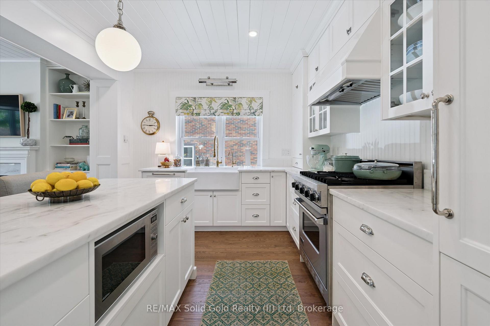 Photo 13 of 28 Brunswick Avenue, Kitchener — HOMEH