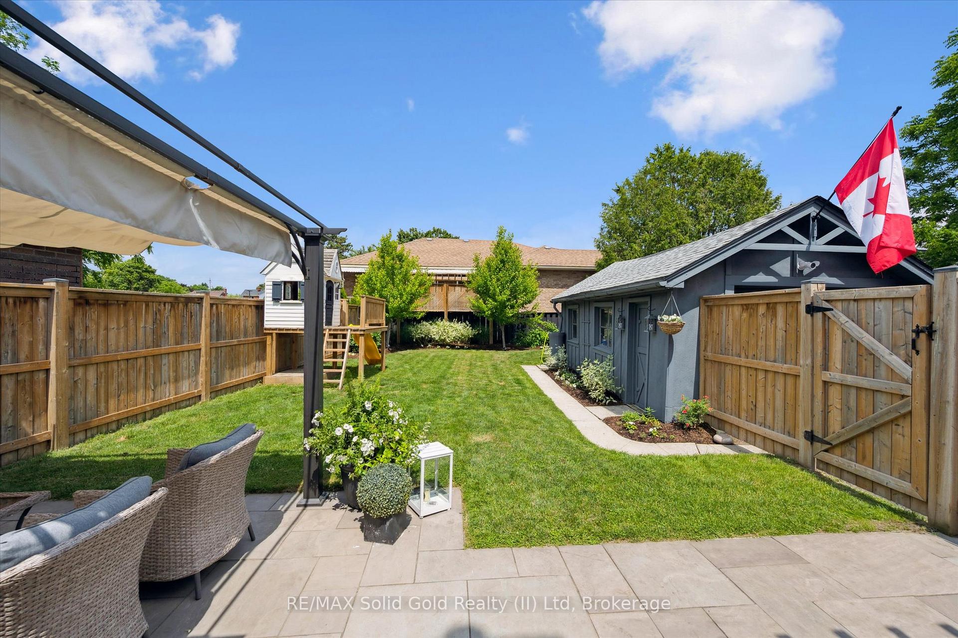 Photo 38 of 28 Brunswick Avenue, Kitchener — HOMEH