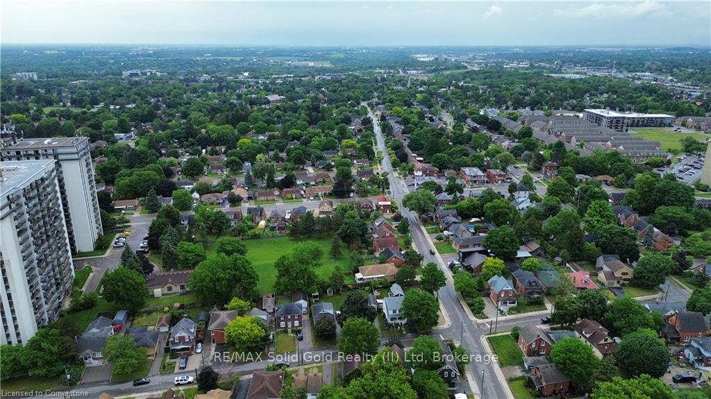 Photo 42 of 28 Brunswick Avenue, Kitchener — HOMEH